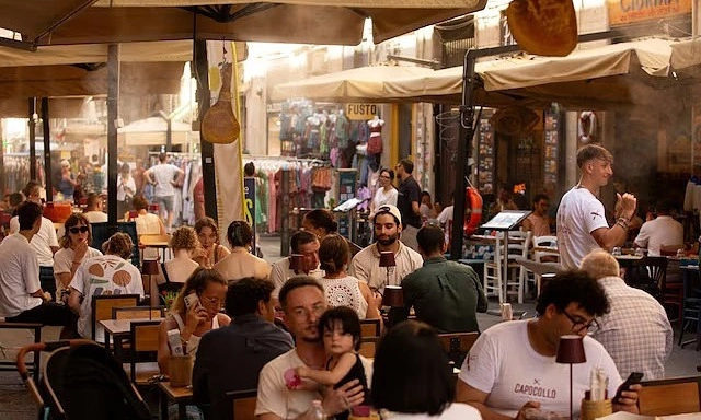 EU's 3rd Largest Economy Seeks 30,000 Thai Workers Annually