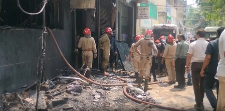 Malviya Nagar Fire: Kharge-Priyanka Express Condolences, AAP Questions Safety Standards