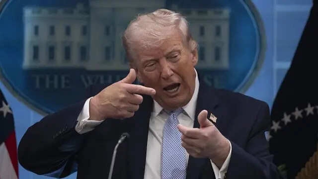 Trump Warns Iran: No Deal Without Halt to Attacks