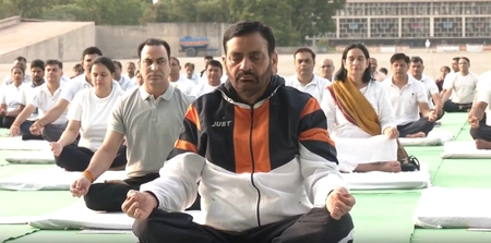 CM Saini Practiced Yoga, Highlighting India's Cultural Strength