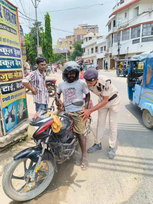 Awareness Campaign Launched for Vehicle Operation Rules