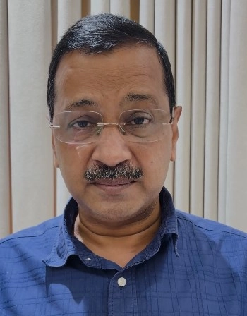 केजरीवाल का जवाब: शिक्षा मंत्री के छात्रों पर बयान