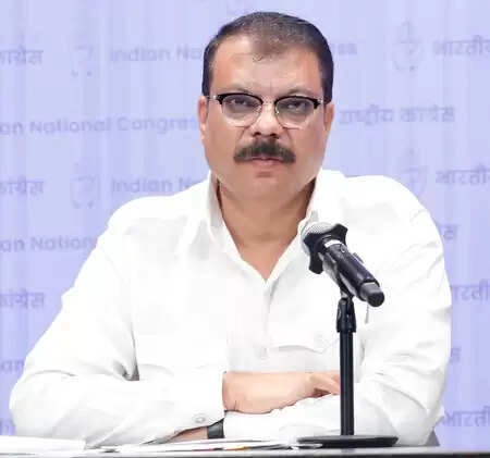 Umang Singhhar Questions CM on Mining Mafia's Unjust Advantage