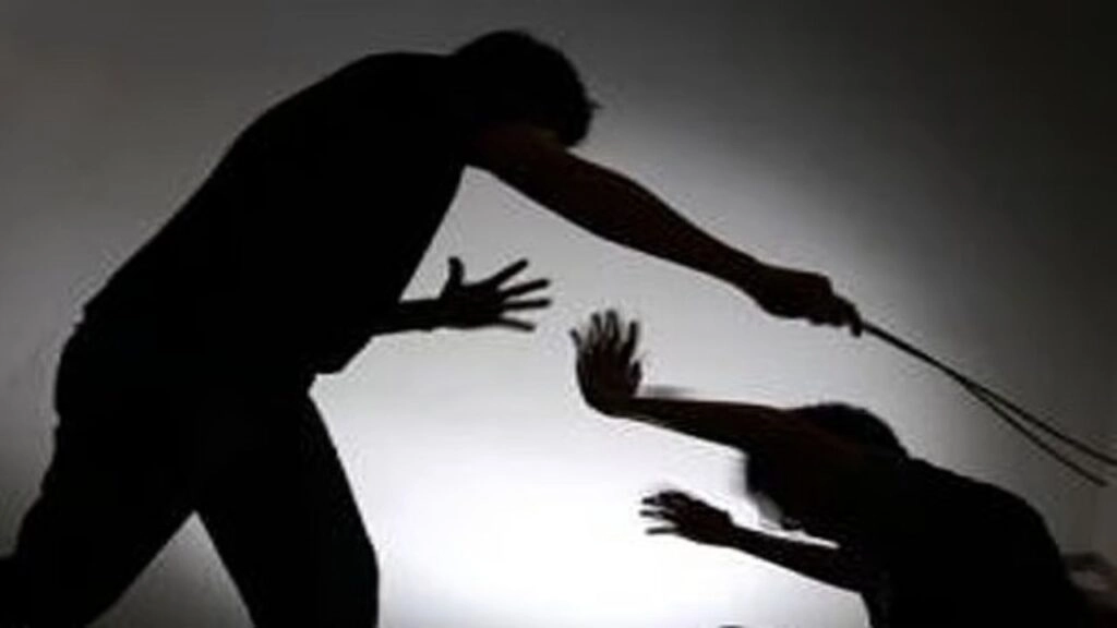 Pune Shocker: Guru allegedly forces woman to drink urine, shocks