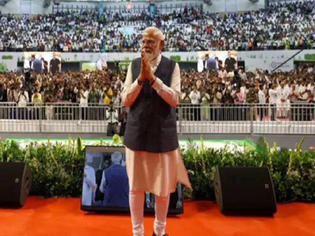 Public Service is the Ultimate Test of Good Governance: PM Modi
