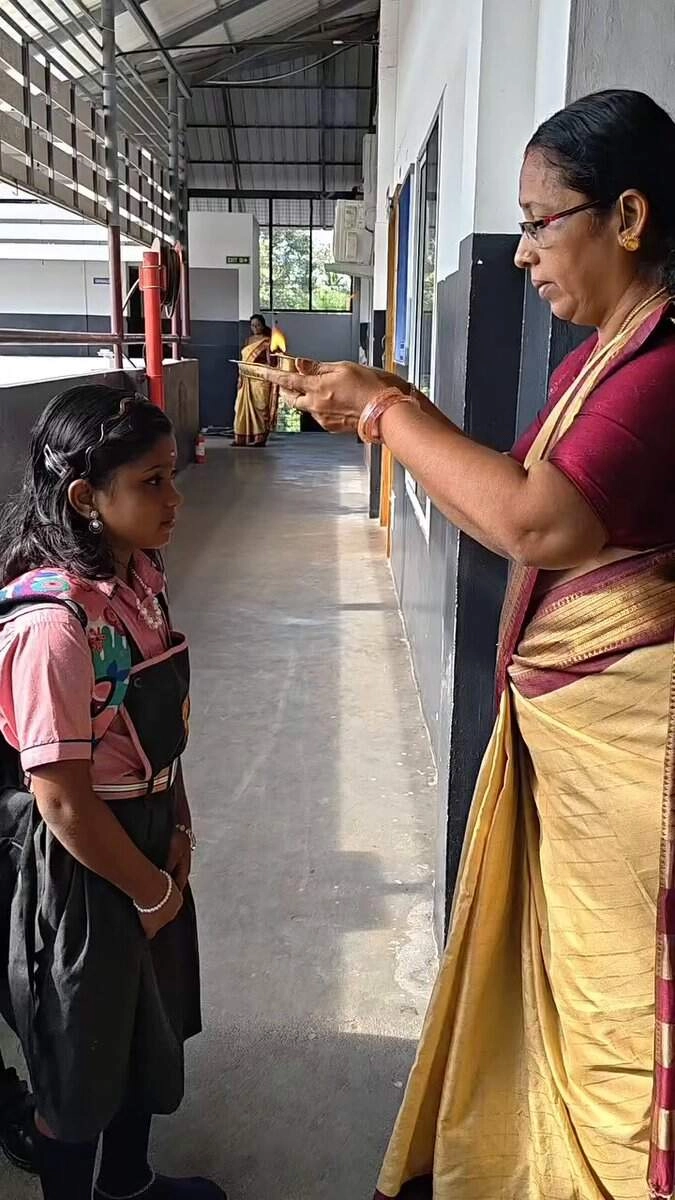 Viral Clip: Kids Welcome Back to School with Aarti and Tilak