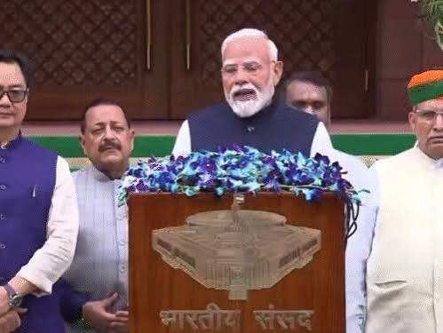 PM Modi's Indirect Jibe at Rahul Gandhi in Parliament Debate