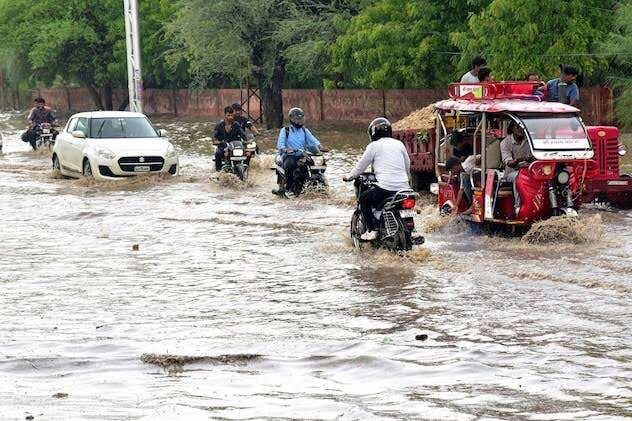 Monsoon Havoc in Rajasthan: Heavy Rain, Flooded Streets, 6 Trains Canceled