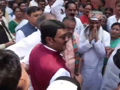 Former Minister Dharmendra Pradhan Welcomed in Parliament