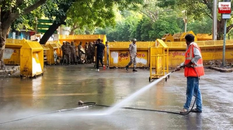 Cleanup at Jantar Mantar: 60 Tons of Waste Removed, Slogans Erased