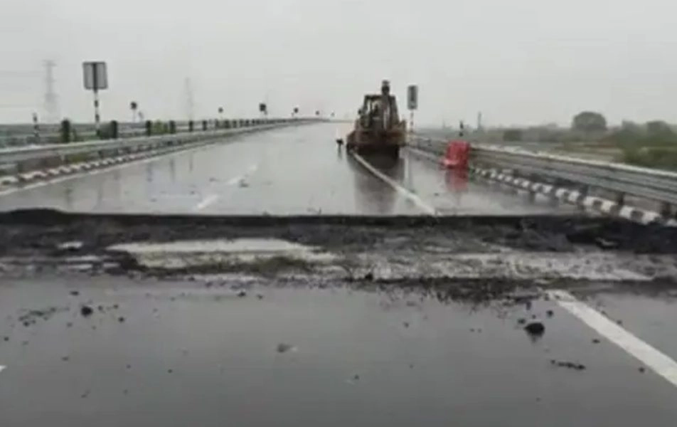 Highways Damage Under Pressure from Monsoon Showers