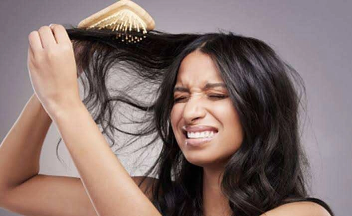 Javed Habib's Tips to Combat Monsoon Hair Fall and Strengthen Hair