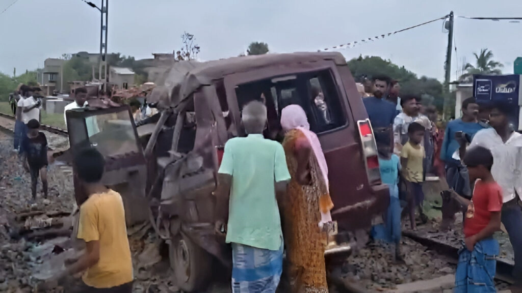Train Collides with School Van in Murshidabad: 3 Students Dead