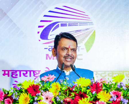 Maharashtra: CM Calls for 'Urban Challenge Fund' for Development
