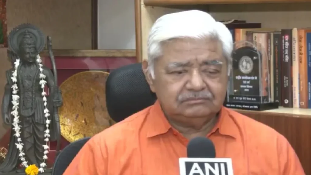 VHP Asks Ayodhya Police to Question Opposition Leaders on Theft