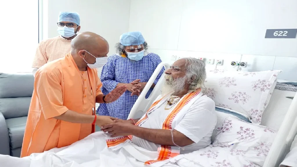 Yogi Adityanath Visits Mahant Nritya Gopal Das at Medanta Hospital