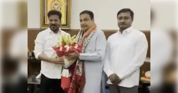 Telangana CM Discusses Development Projects with Nitin Gadkari
