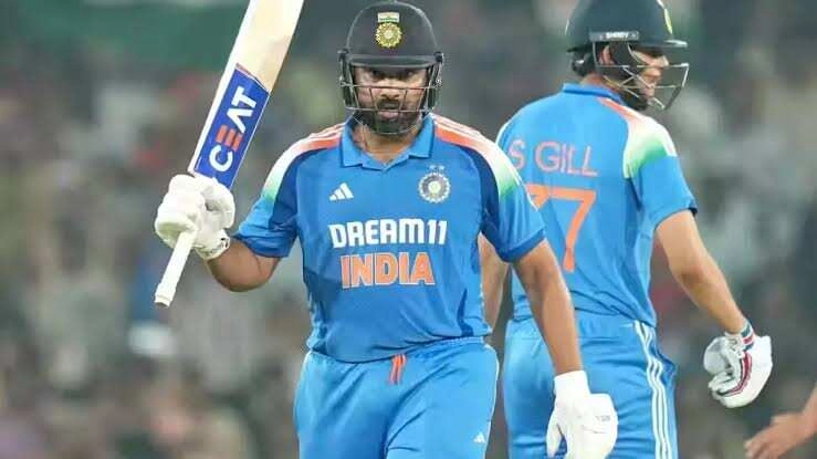 IND vs ENG LIVE: Rohit Sharma Out for 26, Kohli Steps Up