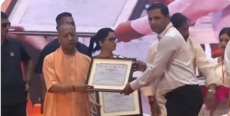 CM Yogi: Cashless Treatment for Teachers, Focus on Education