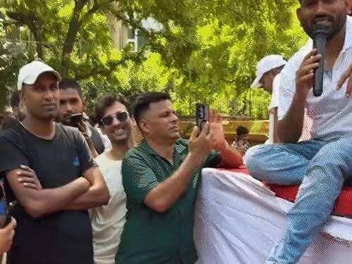 Punjabi Singer Kaka Supports Protest Against Paper Leak and Unemployment