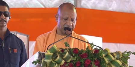 योगी का विपक्ष पर तीखा वार: 'जिन्ना के उपासक' विरोधी