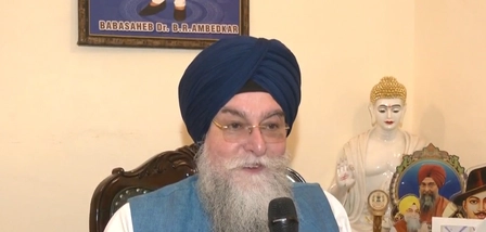 Leader Kultar Singh Sandhwan Opposes Student Lathi Charge