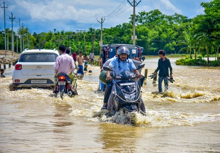 CM Sarma Visits Flood-Affected Areas, Assures Timely Relief Supply