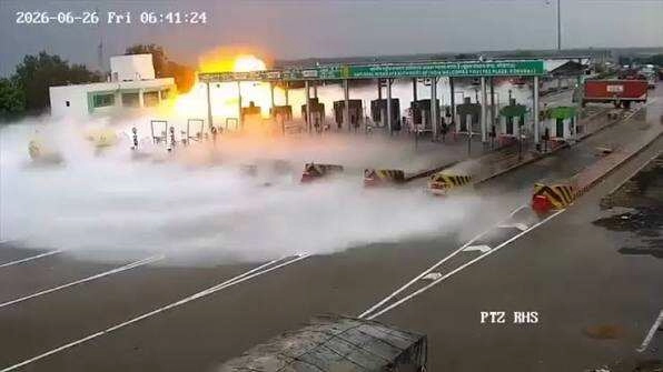 LPG Tanker Explosion on Road: Vehicle Engulfed in Flames, Viral CCTV