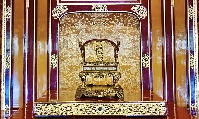 Man Jailed for Damaging Vietnam's Nguyen Dynasty Throne