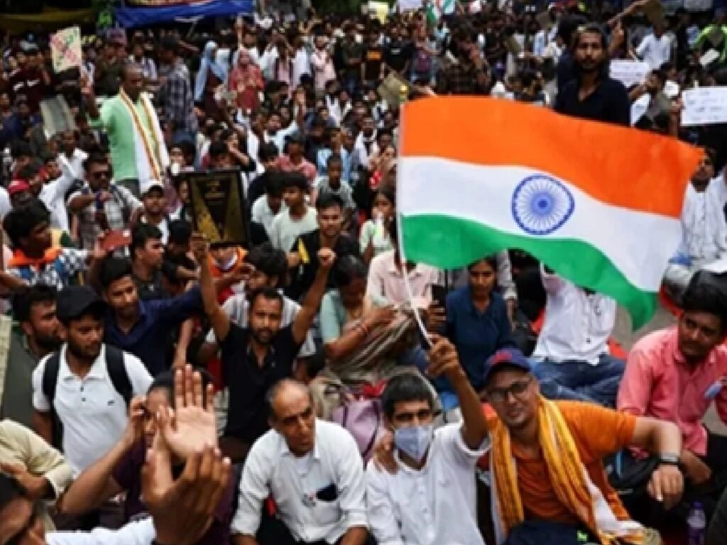 NEET Paper Leak Protest: Talks Proposed Amid Tensions at Jantar Mantar