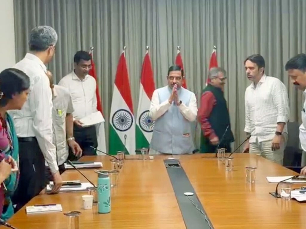 Pralhad Joshi's First Day as Education Minister After Pradhan