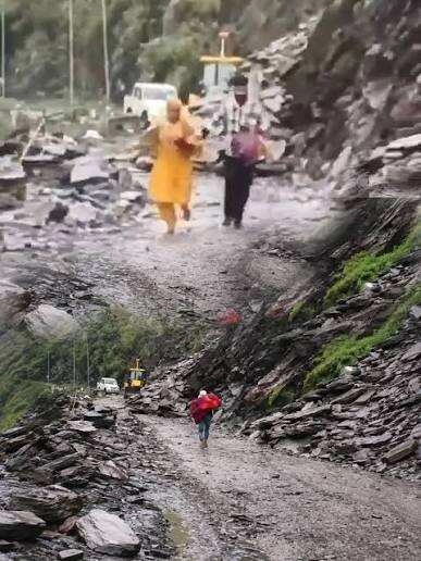 Rescue Viral Video: Humanity Shines in 7-Month-Old's Rescue