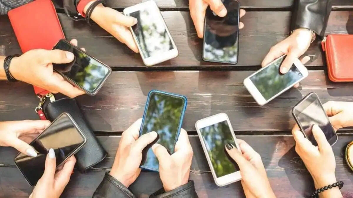 Big News for Mobile Users: Affordable Plans for Calling & SMS!