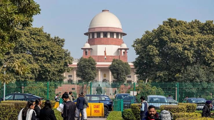 SC Denies Plea to Restore Friday Namaz at Bhojshala, Fast-Tracks Hearing