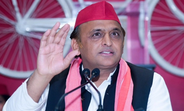 Akhilesh Yadav on BJP's illegal buildings and Johar University issue